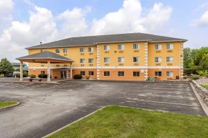 Image of Comfort Inn Muscatine near Hwy 61