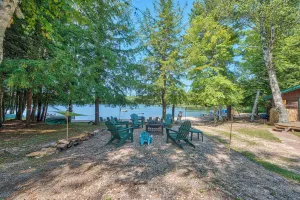 Image of Beach + Game Room Access: Lakefront Levering Cabin