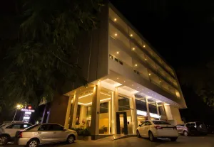 Image of Roopa Elite