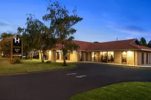 Image of The Henty