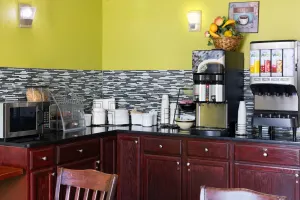 Image of Super 8 by Wyndham South Boston VA