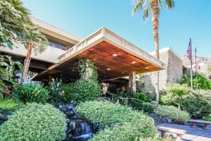 Image of Palm Springs Tennis Club