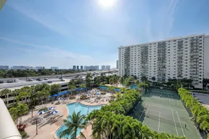 Image of Cozy Ocean Views Condo with Pool & Tennis Court