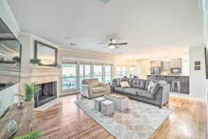 Image of Pet-Friendly Tulsa Escape with Private Hot Tub!