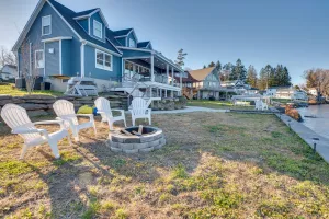 Image of Family Home on Lake Newton w/ Deck & Fire Pit