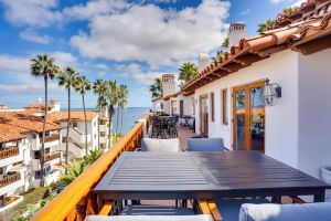 Image of Gorgeous Catalina Island Condo with Golf Cart!