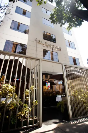 Image of Hotel El Farolito