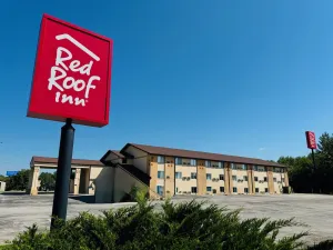 Image of Red Roof Inn Ames