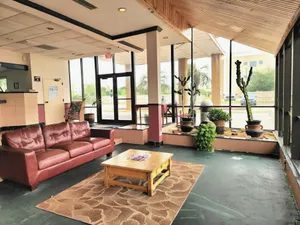 Image of Days Inn by Wyndham Bay City
