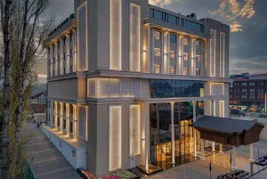 Image of Ramada Encore by Wyndham Rajbagh Srinagar