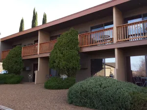 Image of Beaver Creek Inn