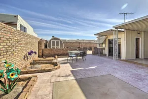Image of Cozy Yuma Retreat with Furnished Patio and Grill!