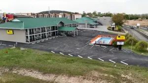 Image of Oak Grove Inn