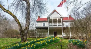 Image of Moore House Inn & Cabins