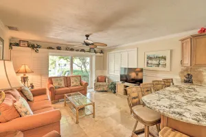 Image of Marathon Vacation Rental With Pool Access!