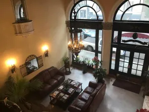 Image of Mayflower Hotel