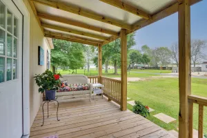 Image of Near Parks & Lakes: Pet-friendly Winnie Cottage