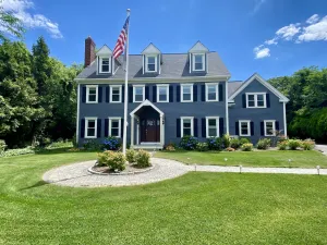 Image of 3 Waves Bed & Breakfast