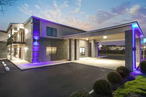 Image of Days Inn by Wyndham Waco Near Downtown University