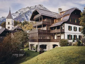 Image of TAUROA Krenn