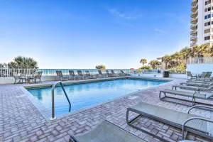 Image of Luxe Oceanfront Condo with Pool, Beach Access and Gear