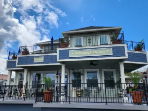 Image of Hummingbird House
