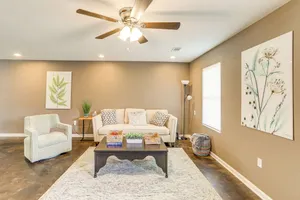 Image of Quaint Pocahontas Townhome, Central Location!