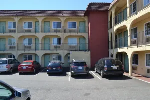 Image of Skyway Inn - Seatac