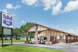 Image of Knights Inn - Chanute
