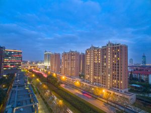 Image of Green Court Place Jingqiao Middle Ring Shanghai