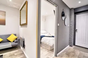 Image of Cozy Guest Lodge With a Large Secluded Garden