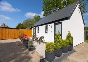 Image of Cosy Double or Twin Studio Near Shearsby, England