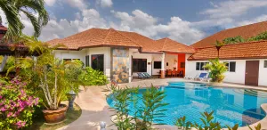 Image of Pattaya Hill close to Walking St and City