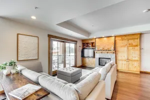 Image of Suncadia Resort Condo with Seasonal Pool Access!