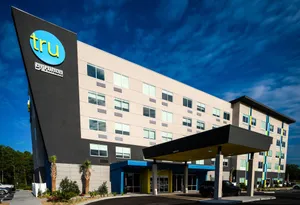Image of Tru by Hilton Lake City