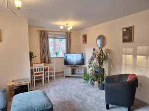 Image of Stratford-upon-Avon - sleeps 4 - Pets Allowed