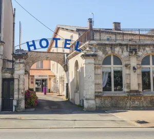 Image of Hôtel Le Cheval Blanc