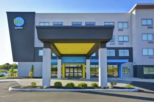 Image of Tru by Hilton Huber Heights