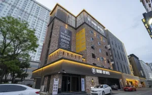 Image of Brown Dot Hotel Wolgot