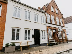Image of Princess-Street-No8
