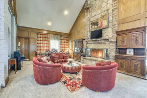 Image of 11 Mi to Dtwn: Luxe Home w/ Pool in Fort Worth