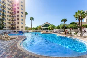Image of Pristine and Posh 2bd/2ba Condo With Private Balcony - #6en165