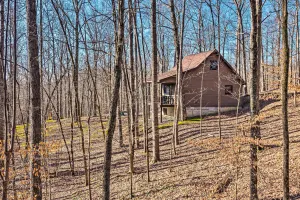 Image of Quiet and Private Cabin about 5 Mi to Dale Hollow Lake!