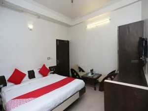 Image of OYO 19334 Flagship Shanta Inn Charbagh