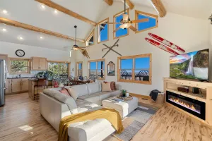 Image of Rustic Mtn Home Near Marina | Lake & City Views!