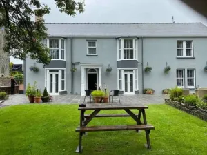Image of OYO Lamphey Hall Hotel