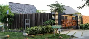 Image of The Happy 8 Retreat