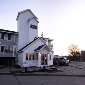 Image of Harborline Hotel