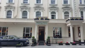 Image of Abbey Court Hotel - Hyde Park