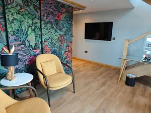Image of Pinnacle Suites Hotel
